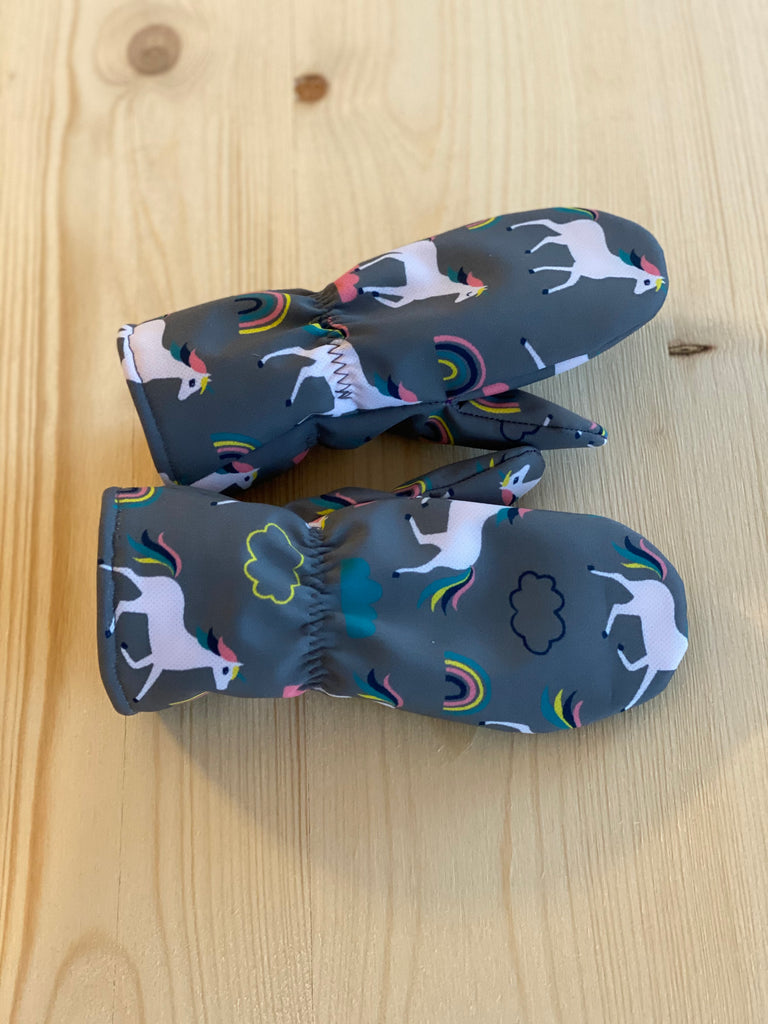 moufles en tissu softshell et polaire